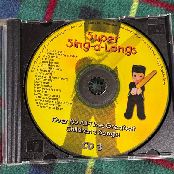 Kids CD - Picture 2 of 4